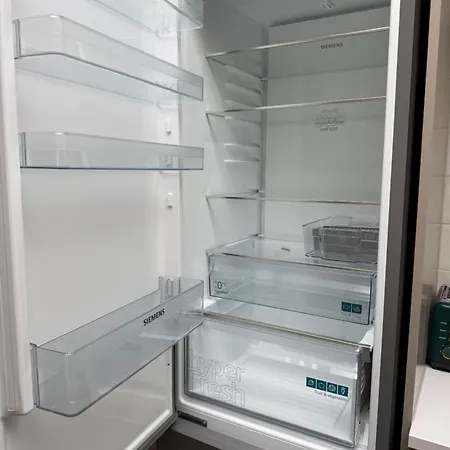 Luxury 2 Bath 2 Bed In - N11 Corridor Access Ferienhaus Blackrock (Dublin)