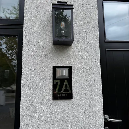 Luxury 2 Bath 2 Bed In - N11 Corridor Access *